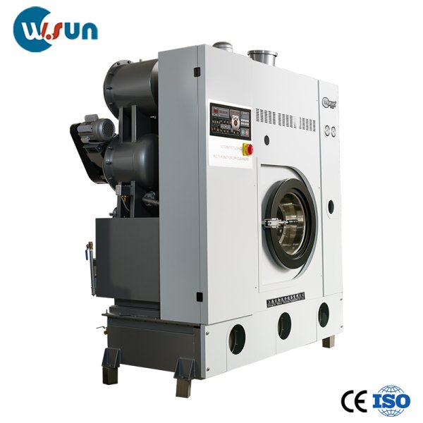 Fully enclosed automatic dry cleaning machine